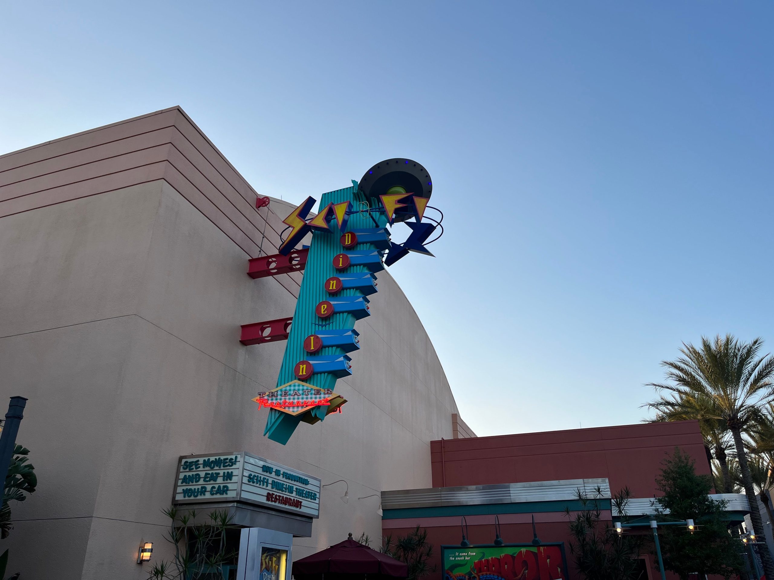 exterior shot of scifi dine in restaurant at hollywood studios in disney world