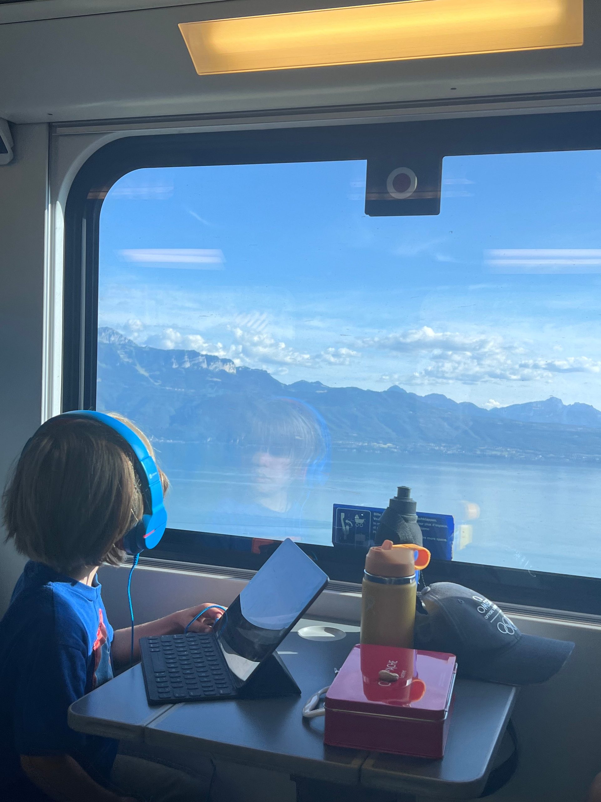 jordi's son on train to geneva