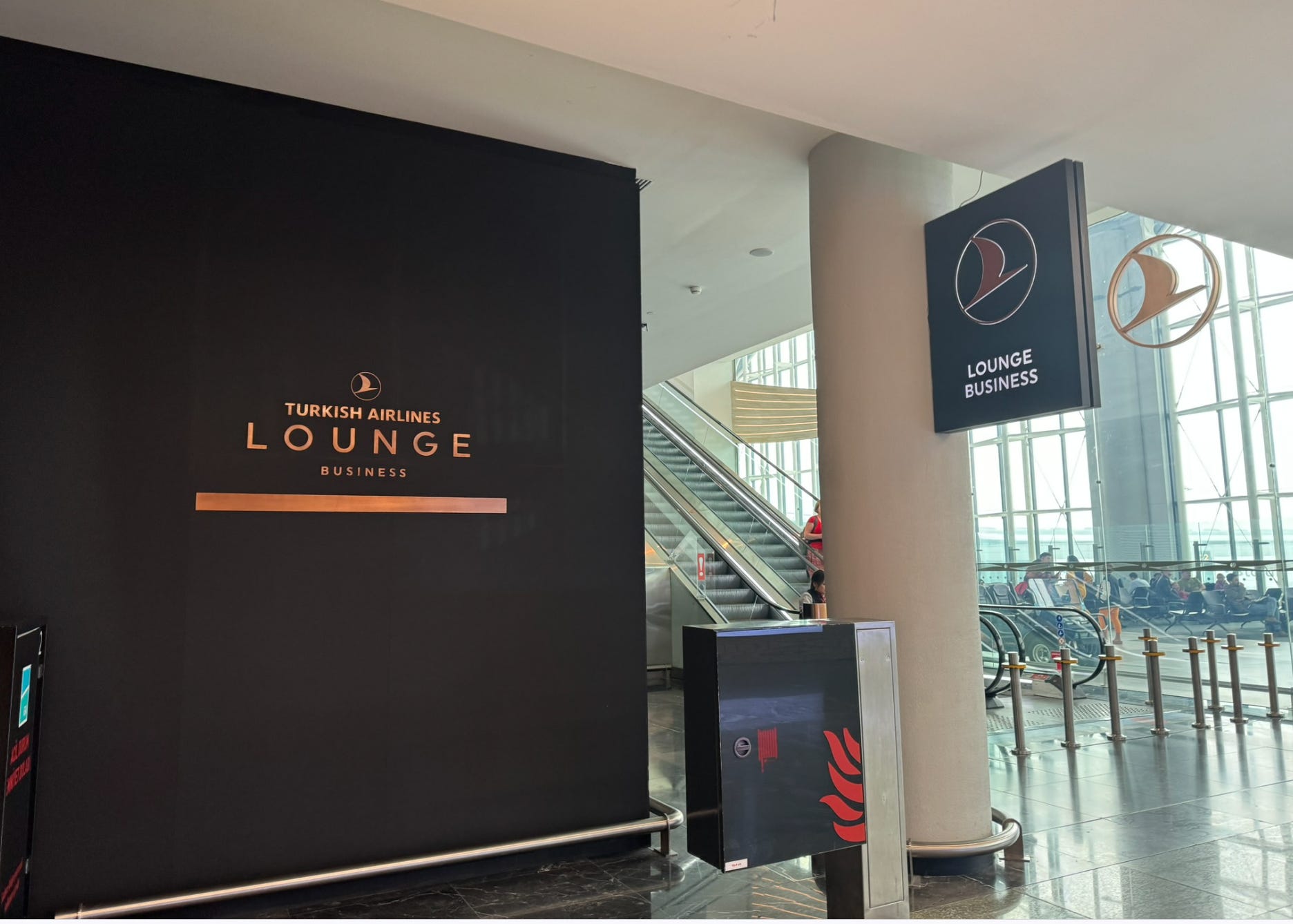 Airport lounge entrance 