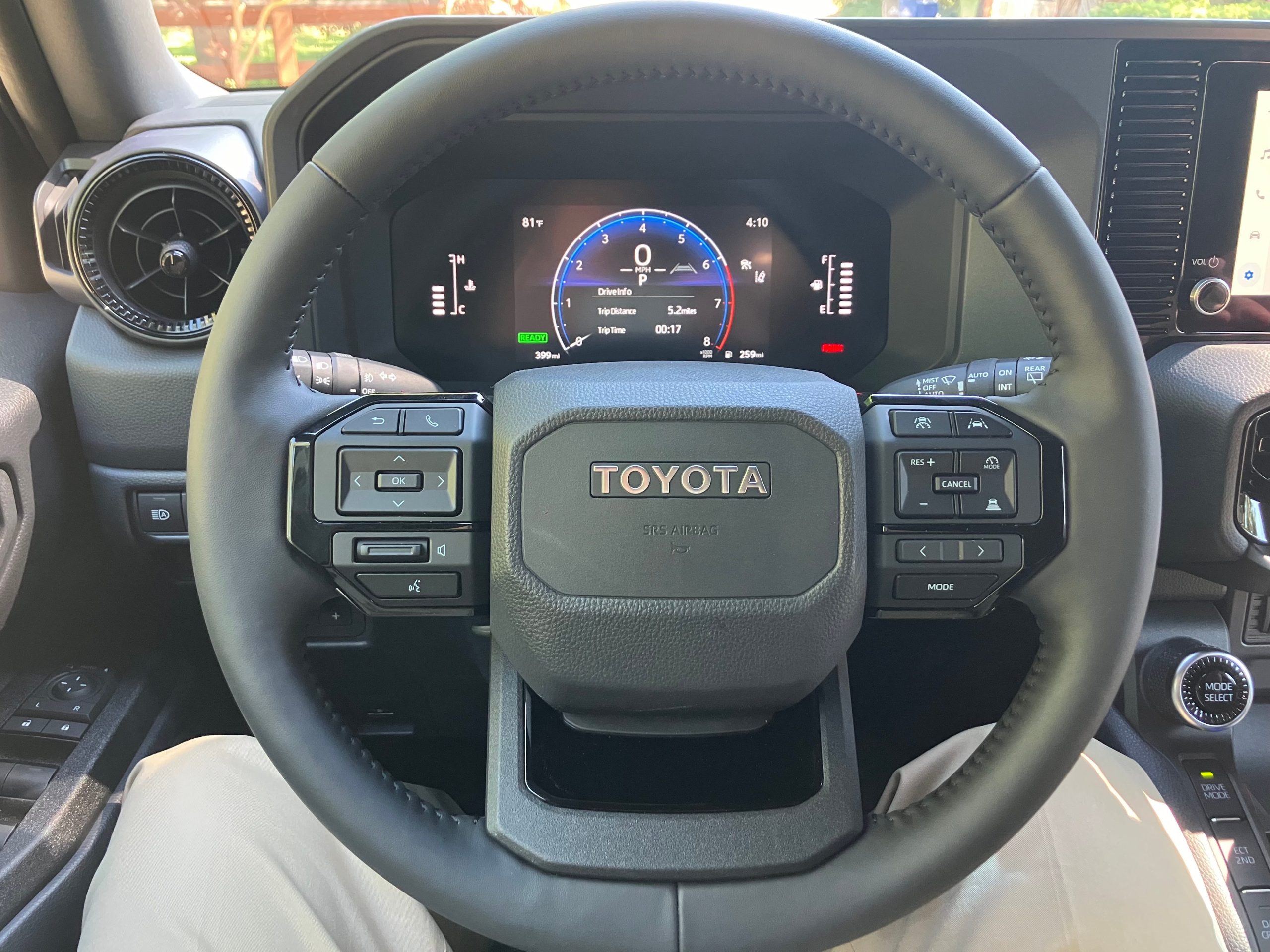 The steering wheel of the Toyota Land Cruiser